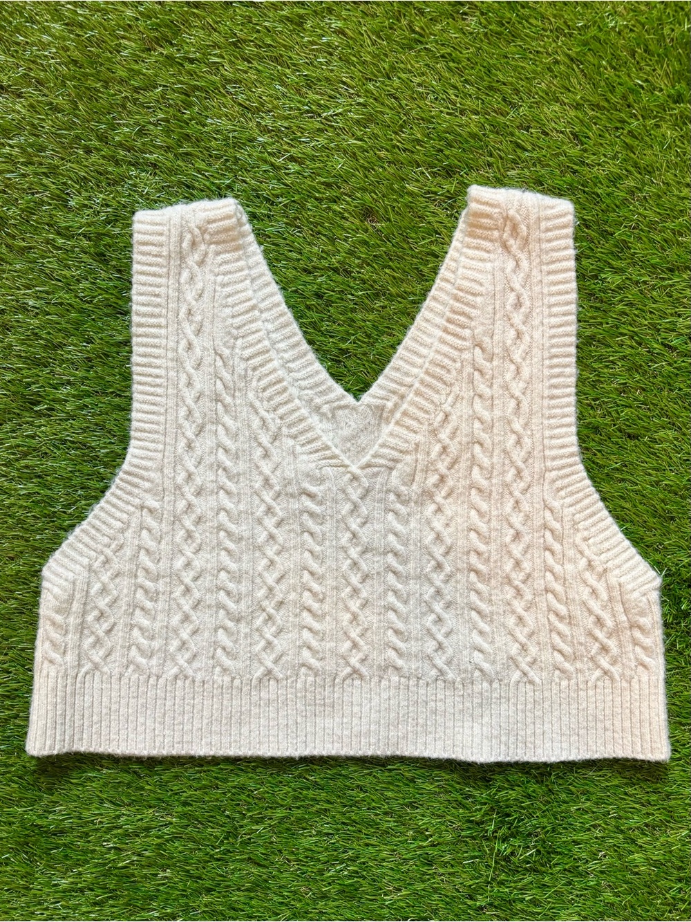 Cream Cable Knit Cropped Sweater Vest V Neck